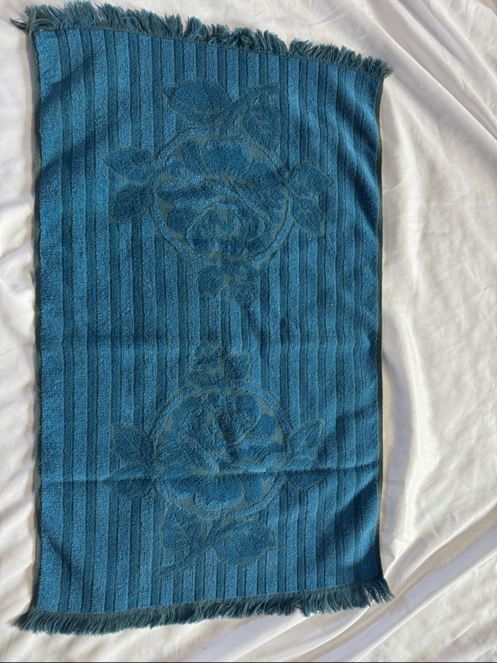 Vintage Fieldcrest Blue Floral Fringe Bath Towel